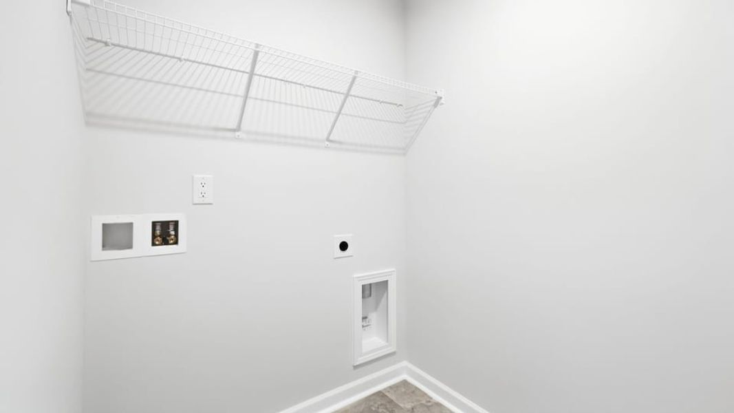 Spacious, unfurnished interior of a new home in Baxter Village, Boiling Springs (Image 35).