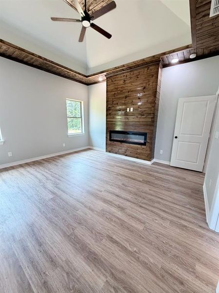 Spacious, unfurnished interior of a new home in , Tyler (Image 15).