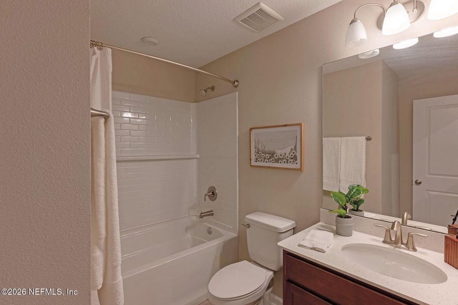 Furnished interior view inside a new home in Edinburgh Village, Jacksonville (Image 33).