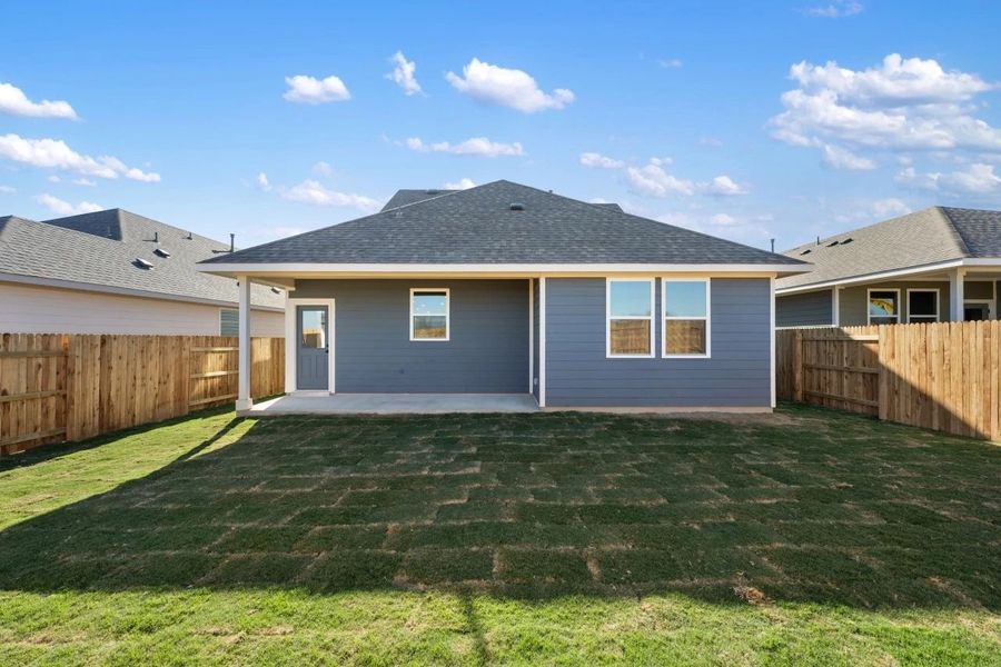 Exterior details and patio area of a home in Patterson Ranch, Georgetown (Image 30).