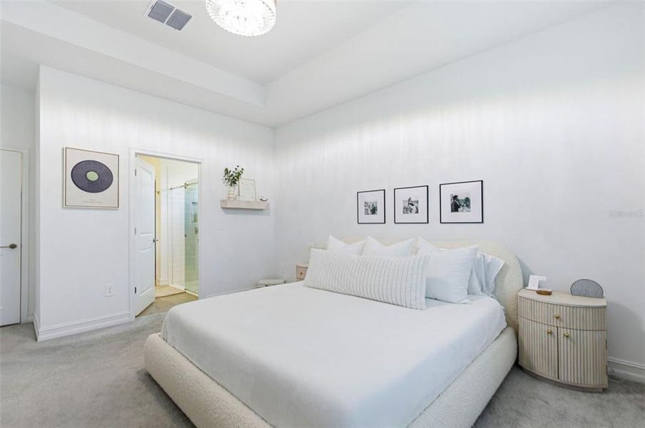 Furnished interior view inside a new home in , Lutz (Image 16).