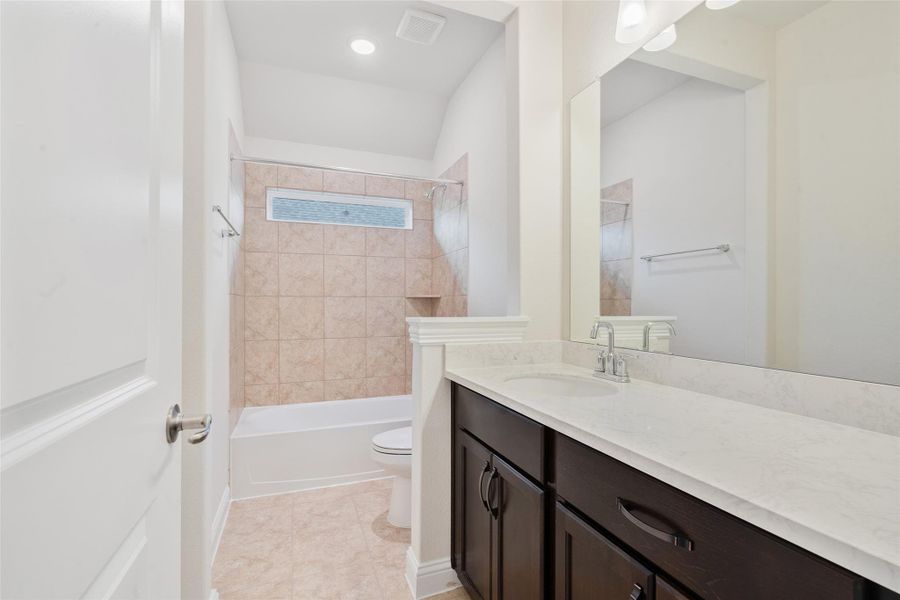 Furnished interior view inside a new home in Brookewater, Rosenberg (Image 12).