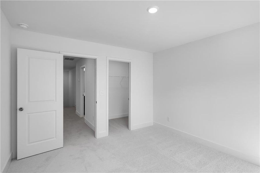 Spacious, unfurnished interior of a new home in Twelve Parks 55+, Sharpsburg (Image 31). Spacious, unfurnished interior of a new home in Twelve Parks 55+, Sharpsburg (Image 31).