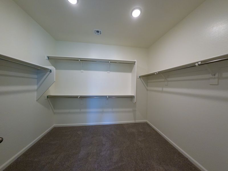 Spacious, unfurnished interior of a new home in Heritage Pointe, Chino Valley (Image 30). Spacious, unfurnished interior of a new home in Heritage Pointe, Chino Valley (Image 30).