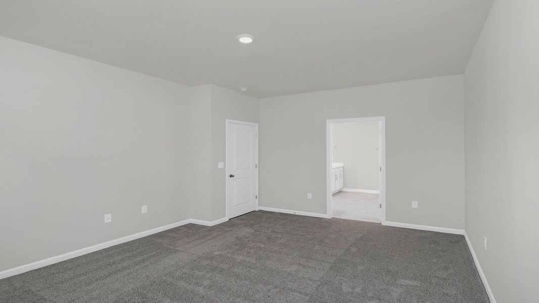 Spacious, unfurnished interior of a new home in Leatherstone, Blythewood (Image 25).