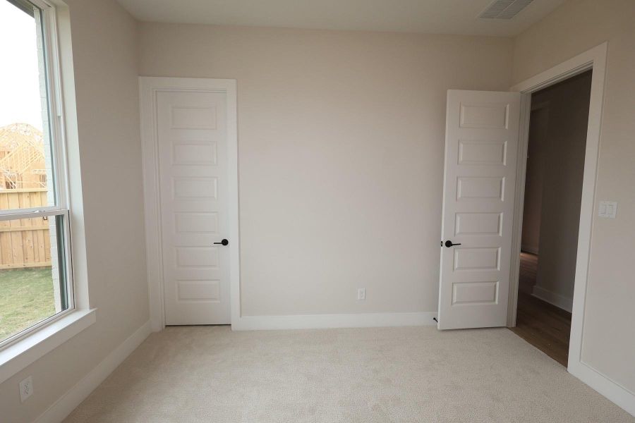 Spacious, unfurnished interior of a new home in Dunham Pointe, Cypress (Image 18). Spacious, unfurnished interior of a new home in Dunham Pointe, Cypress (Image 18).