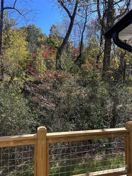 Image 15 of a home in .