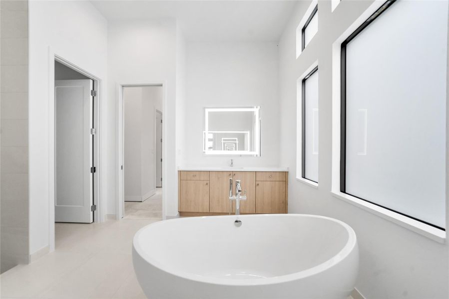 Furnished interior view inside a new home in , Boca Raton (Image 11). Furnished interior view inside a new home in , Boca Raton (Image 11).