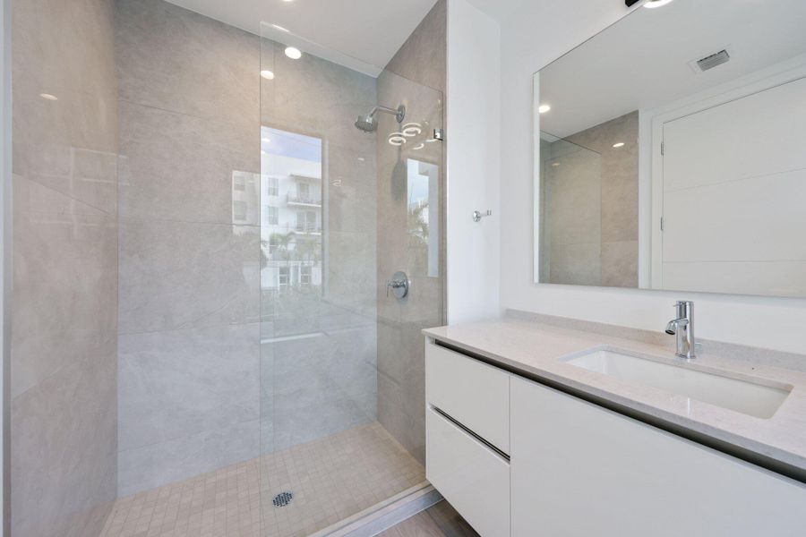 408 Southeast 2nd St - 54.jpg-SMALL