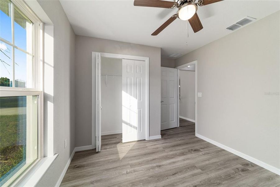 Spacious, unfurnished interior of a new home in , Ocala (Image 25).