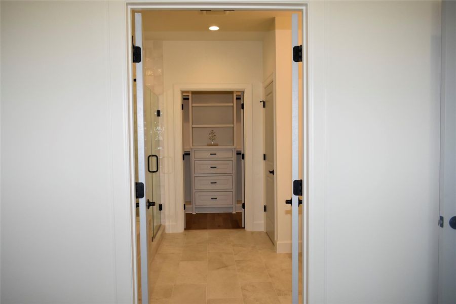 Image 35 of a home in .