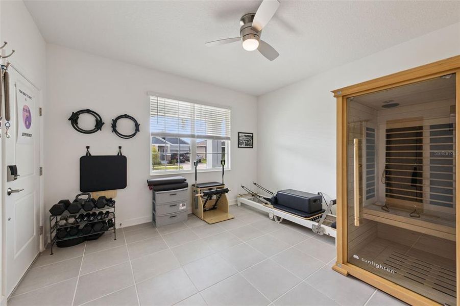 Furnished interior view inside a new home in Tohoqua, Kissimmee (Image 18). Furnished interior view inside a new home in Tohoqua, Kissimmee (Image 18).