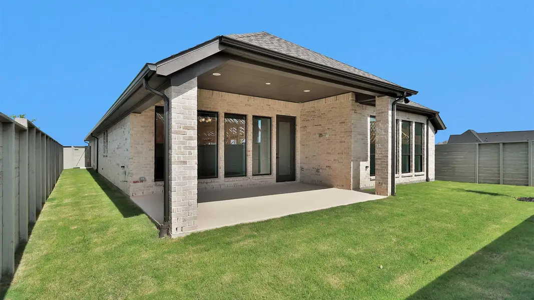 Exterior details and patio area of a home in Legacy, League City (Image 3).