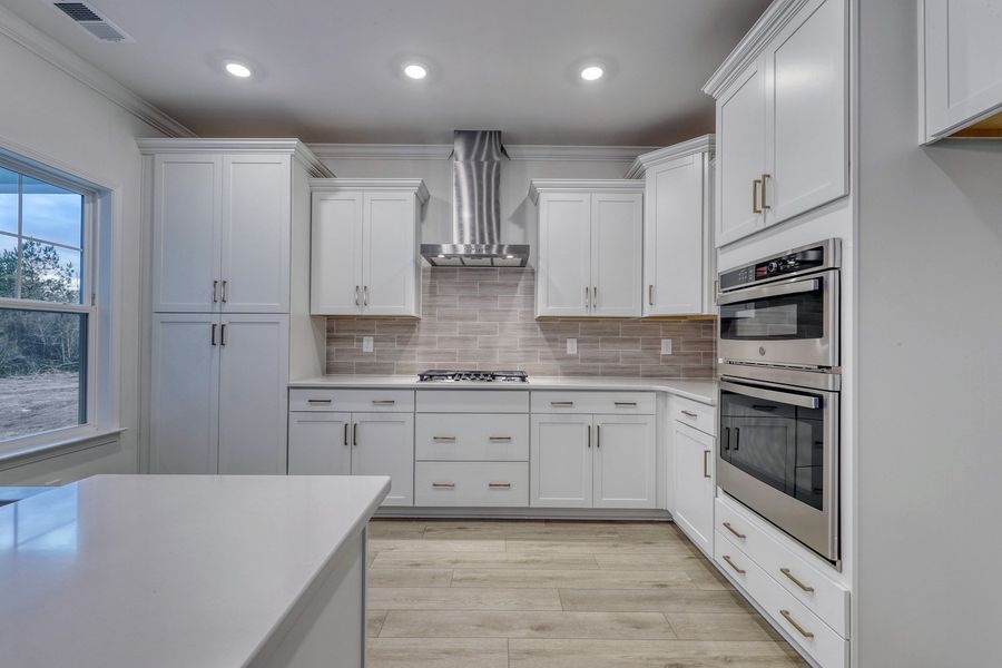 Furnished interior view inside a new home in Arcadia, Myrtle Beach (Image 8).