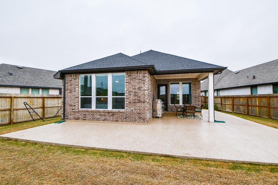 Exterior details and patio area of a home in , Richmond (Image 4).