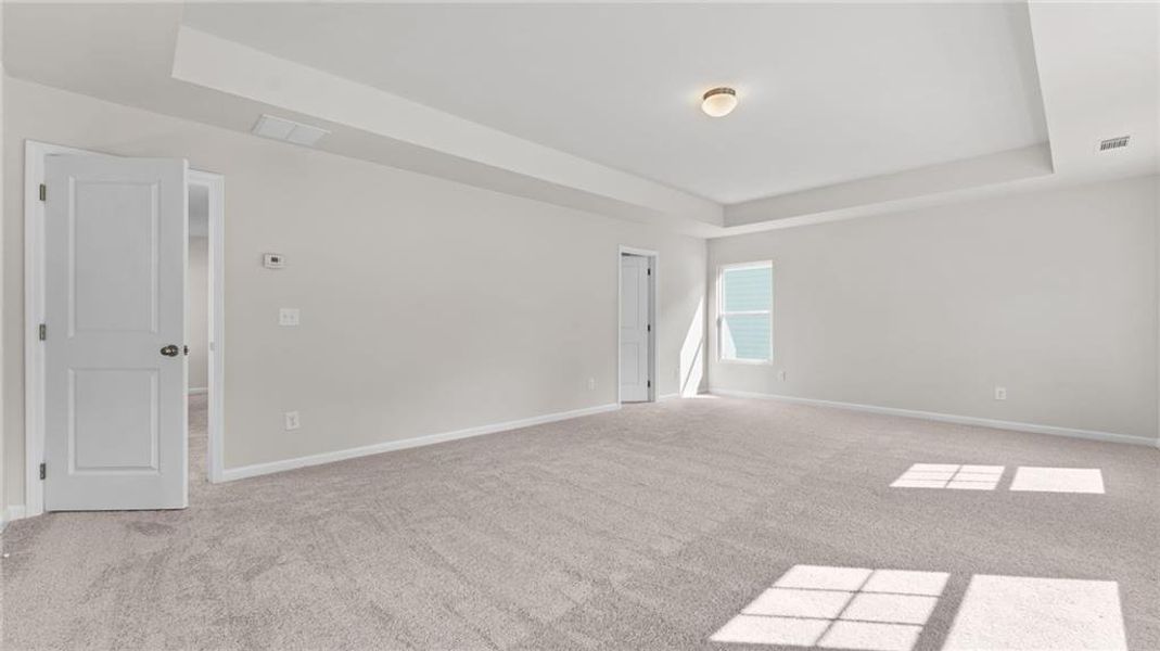 Spacious, unfurnished interior of a new home in Magnolia Trace, Flowery Branch (Image 7).