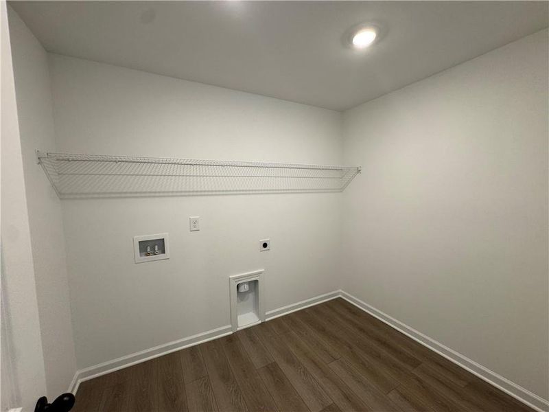 Spacious, unfurnished interior of a new home in Creekside, Dawsonville (Image 43).