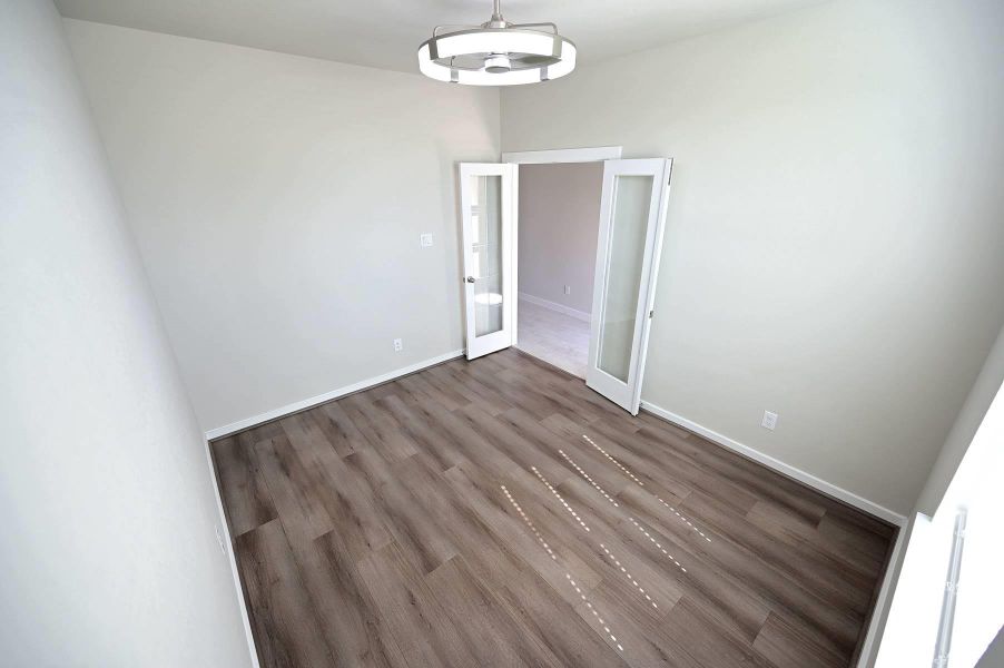 Spacious, unfurnished interior of a new home in Oakwood, Tomball (Image 24). Spacious, unfurnished interior of a new home in Oakwood, Tomball (Image 24).