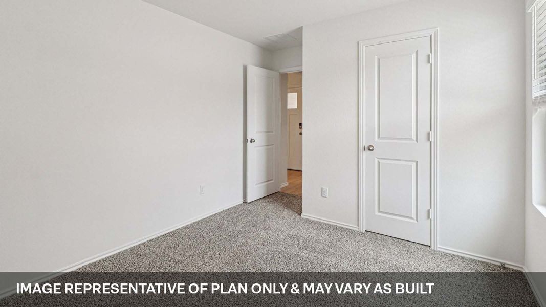 Representative unfurnished interior of a home built from the The Easton by D.R. Horton in Valverde, Bastrop (Image 21).