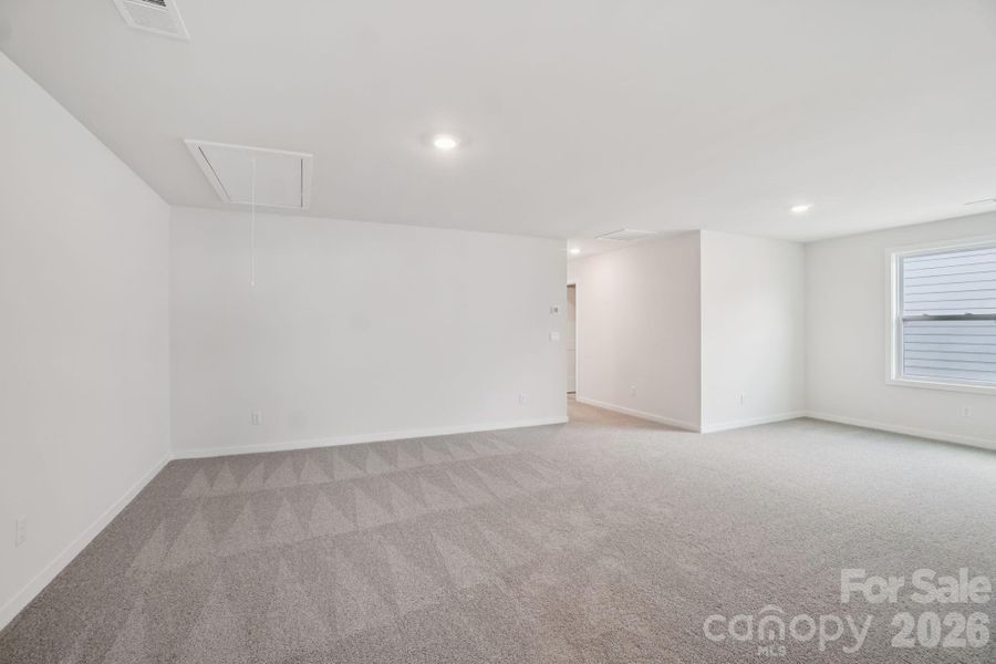Spacious, unfurnished interior of a new home in , Weaverville (Image 24).