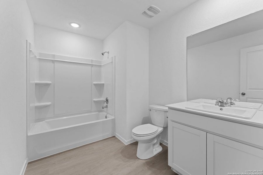 Furnished interior view inside a new home in , New Braunfels (Image 7). Furnished interior view inside a new home in , New Braunfels (Image 7).