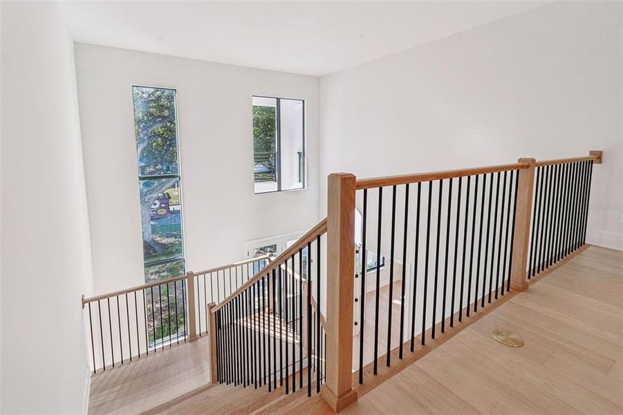 Spacious, unfurnished interior of a new home in , Tampa (Image 56).