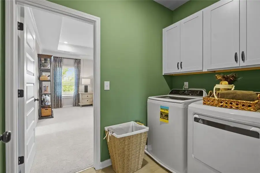 Furnished interior view inside a new home in Allen Manor, Hoschton (Image 40). Furnished interior view inside a new home in Allen Manor, Hoschton (Image 40).