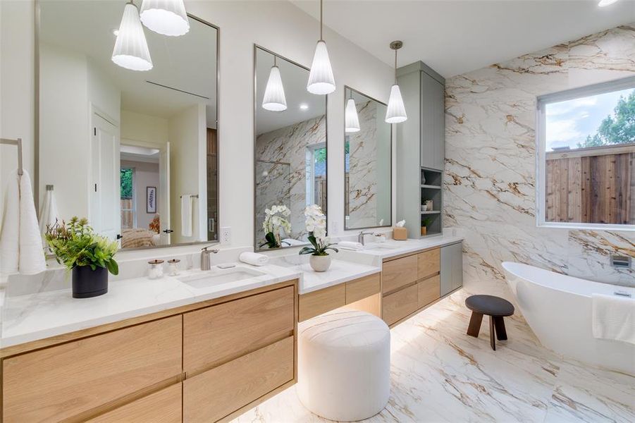 Furnished interior view inside a new home in , Dallas (Image 32).