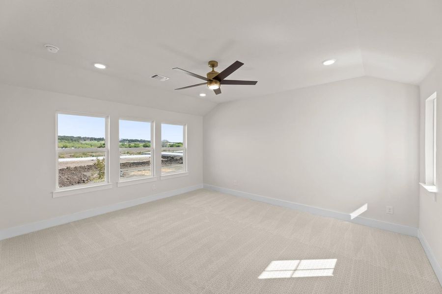 Spacious, unfurnished interior of a new home in The Retreat at Harvest, Argyle (Image 18). Spacious, unfurnished interior of a new home in The Retreat at Harvest, Argyle (Image 18).