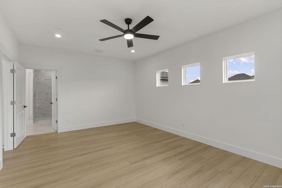 Spacious, unfurnished interior of a new home in , Boerne (Image 22).