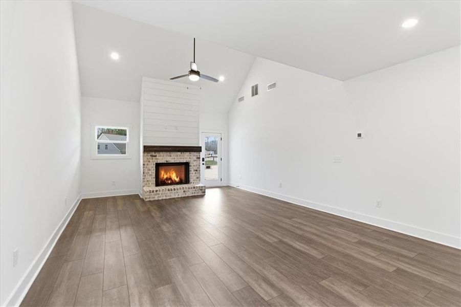 Spacious, unfurnished interior of a new home in Ferguson Corners, Emerson (Image 32).