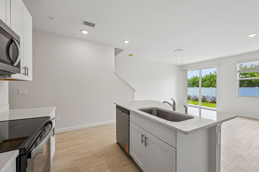 612 Salisbury Cir Fort Pierce FL 34982 ( 612 Salisbury Cir Fort Pierce FL 34982 (
