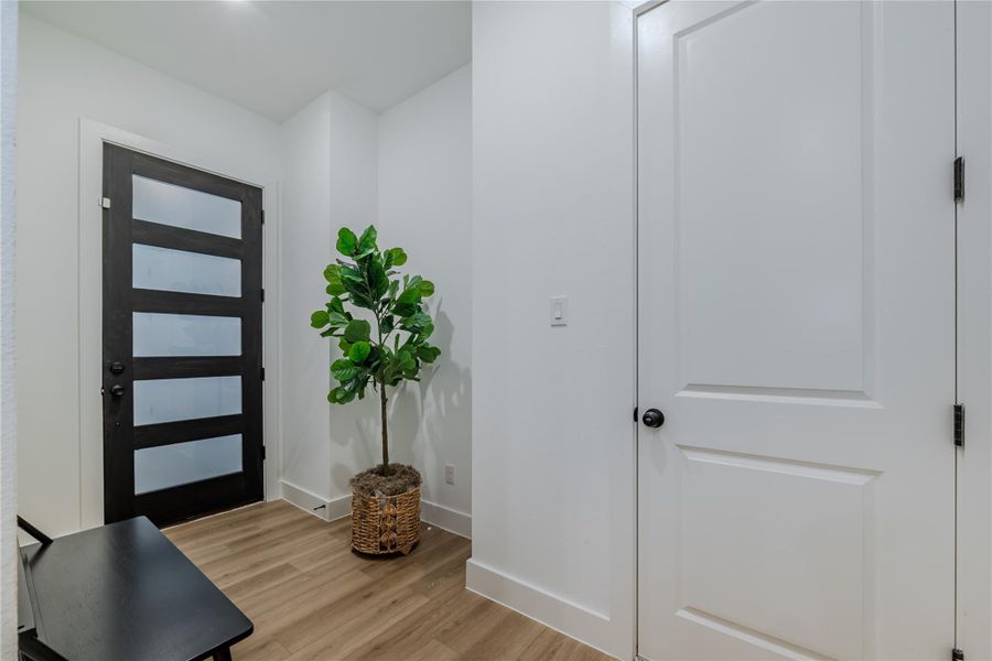 Furnished interior view inside a new home in , Houston (Image 24). Furnished interior view inside a new home in , Houston (Image 24).