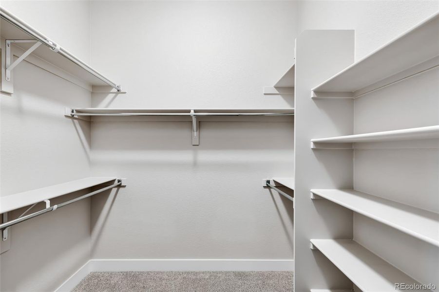 Spacious, unfurnished interior of a new home in Silver Leaf, Littleton (Image 42).