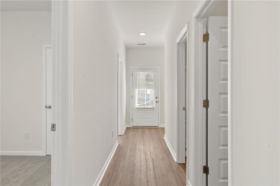 Spacious, unfurnished interior of a new home in Oakhill Estates, Adairsville (Image 16). Spacious, unfurnished interior of a new home in Oakhill Estates, Adairsville (Image 16).