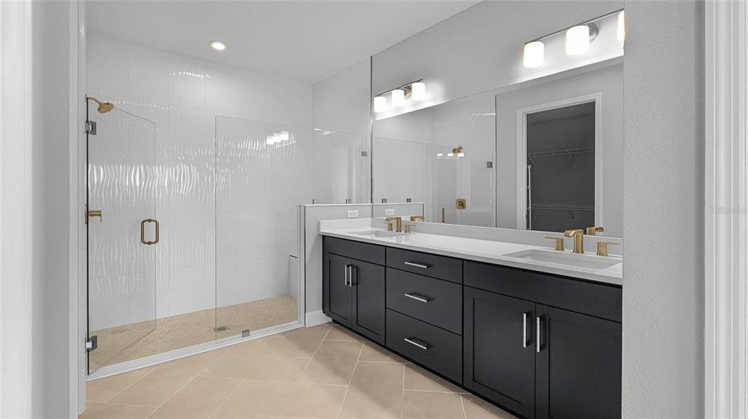 Furnished interior view inside a new home in Cresswind at Lake Harris, Tavares (Image 9).