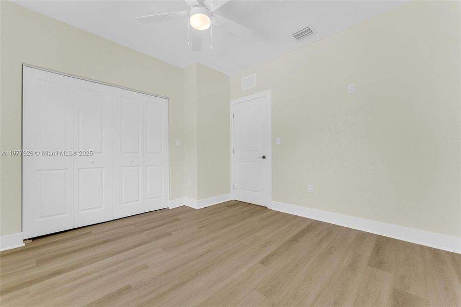 Spacious, unfurnished interior of a new home in , Miami (Image 15).