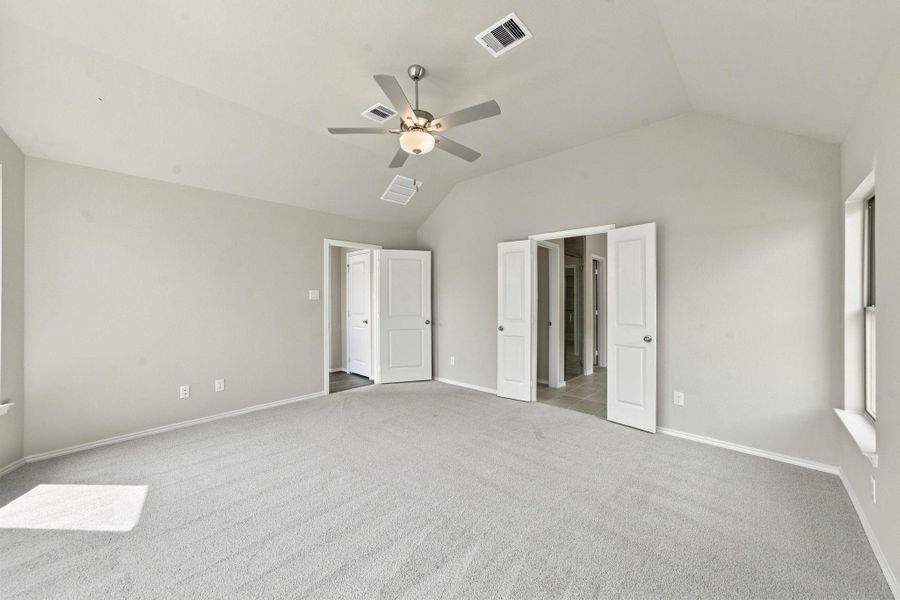 Spacious, unfurnished interior of a new home in The Trails, New Caney (Image 14). Spacious, unfurnished interior of a new home in The Trails, New Caney (Image 14).