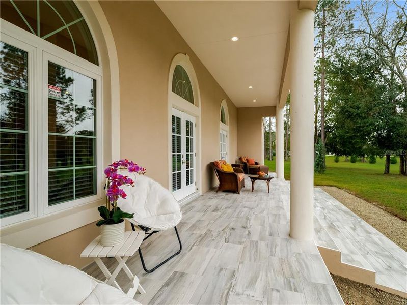 49 ft back Lanai with porcelain tile