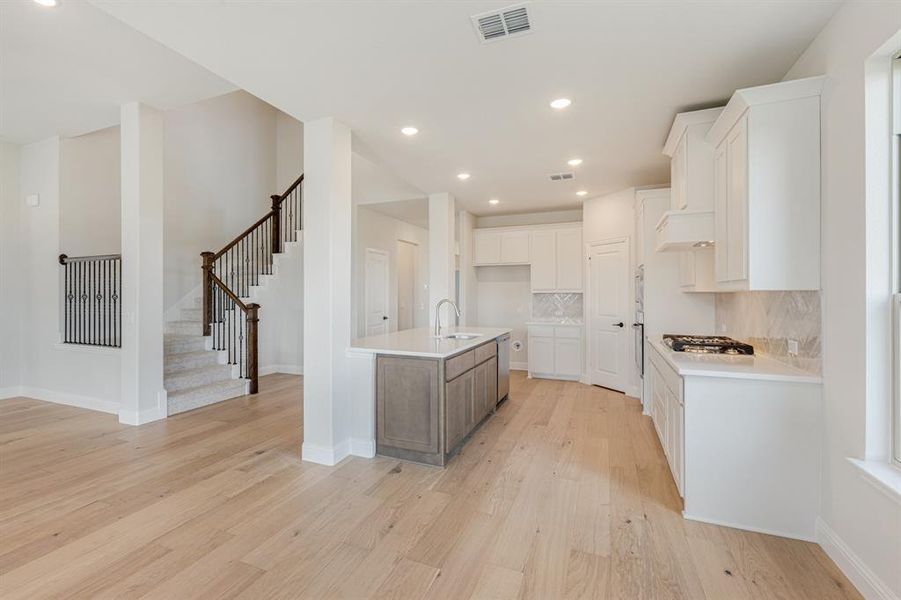 Image 40 of a home in Hunters Ridge.