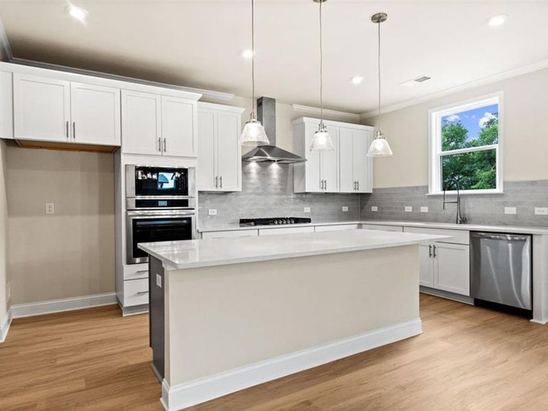 Furnished interior view inside a new home in Wehunt Meadows, Hoschton (Image 7).