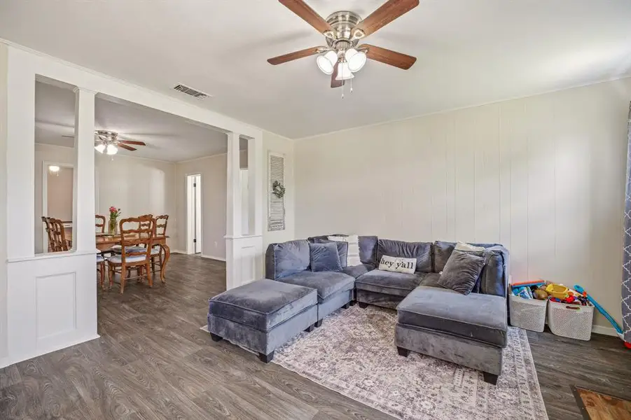 Furnished interior view inside a new home in , Mingus (Image 3).