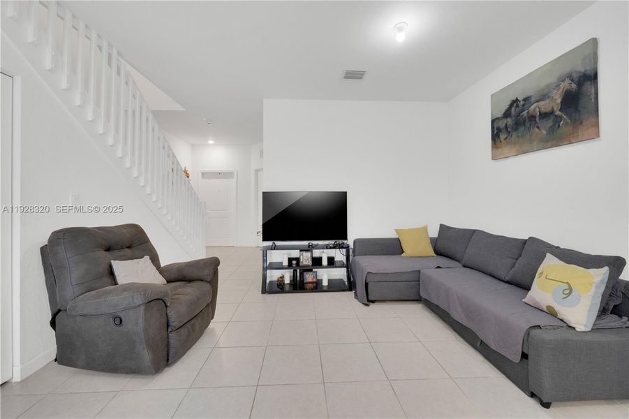 Furnished interior view inside a new home in , Homestead (Image 18).