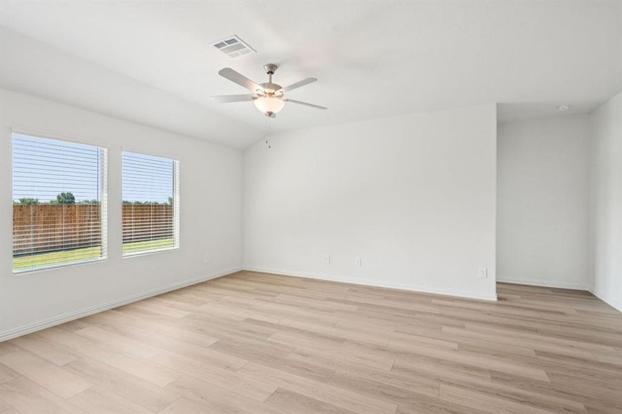 Photo is not of the actual home, but is an inspirational photo of builder’s model home and may depict options, furnishings, and/or decorator features that are not included.