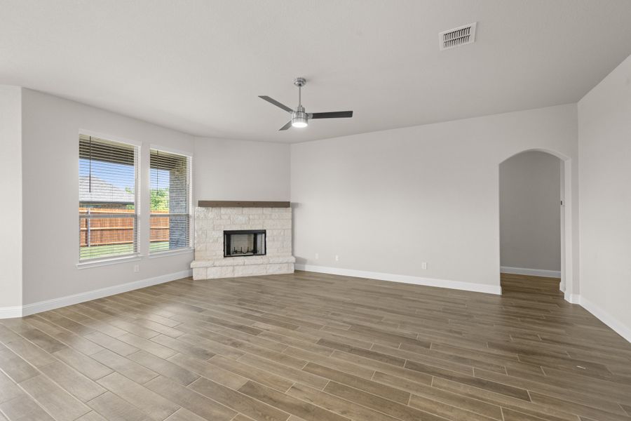 Spacious, unfurnished interior of a new home in Mockingbird Hills - Signature Series, Joshua (Image 20).