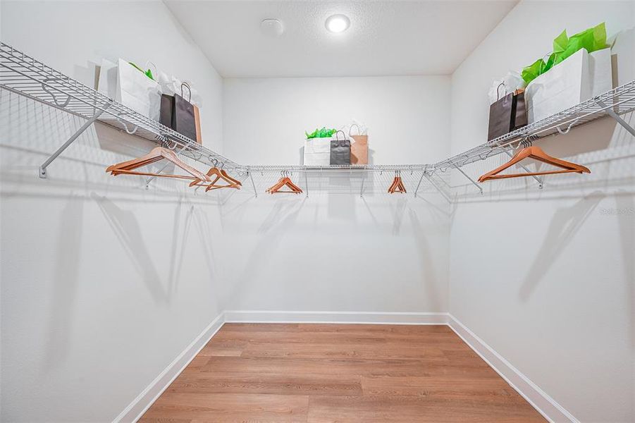 Spacious, unfurnished interior of a new home in , Kissimmee (Image 20).