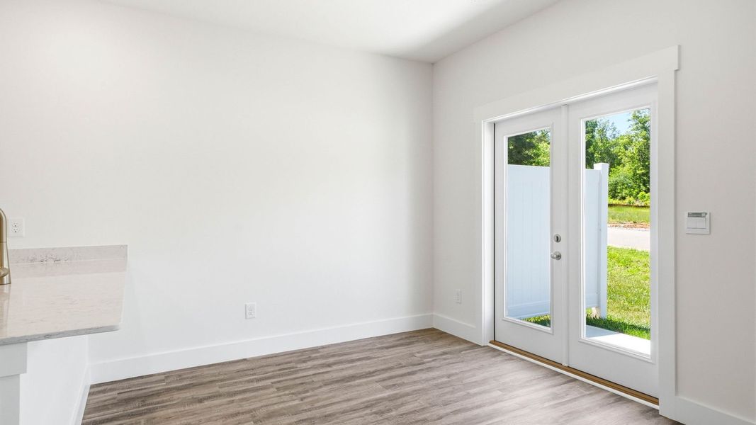 Spacious, unfurnished interior of a new home in The Arbor Townhomes, Kingsport (Image 16).