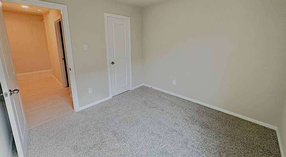 Spacious, unfurnished interior of a new home in Highlands at Chapel Creek, Fort Worth (Image 21).