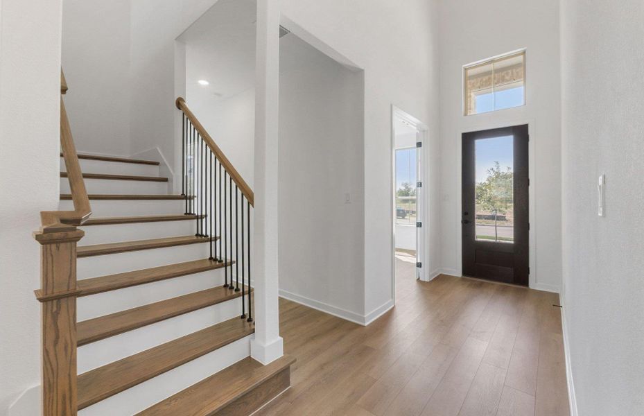 Spacious, unfurnished interior of a new home in Kuempel Estates, Pflugerville (Image 22). Spacious, unfurnished interior of a new home in Kuempel Estates, Pflugerville (Image 22).