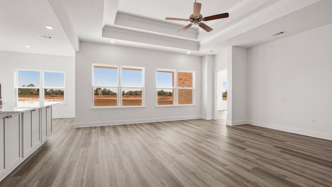 Spacious, unfurnished interior of a new home in Owl's Head Farms, Freeport (Image 15).
